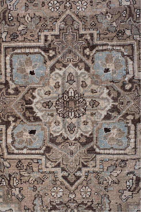 Antique Heriz Area Rug (4' x 6')